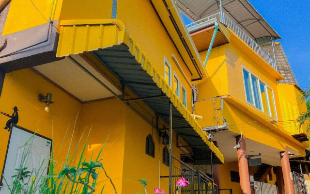 Yellow House Koh Sichang