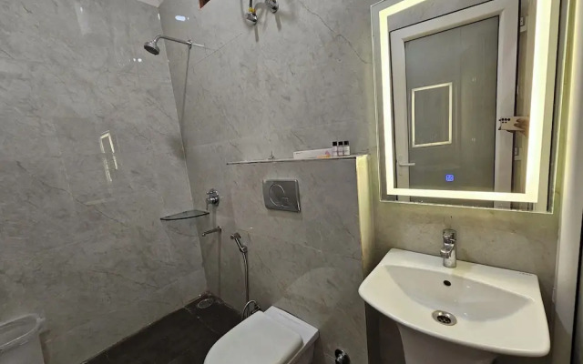 Devki Grand Hotel