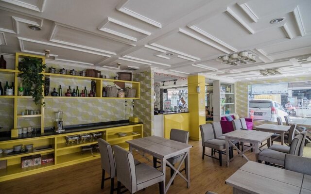 Hotel Feodora by RedDoorz