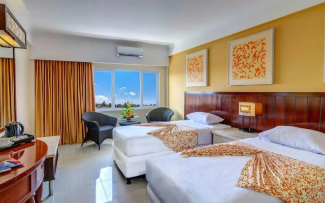 Kuta One Party Hotel
