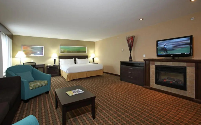 Holiday Inn Express & Suites - Vernon by IHG