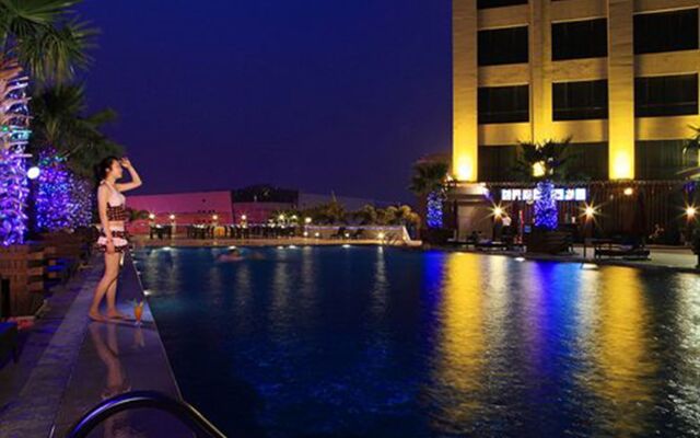 Venus Royal Hotel (Formerly Kirin Parkview Hotel)