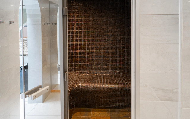 Cour des Loges Lyon, A Radisson Collection Hotel