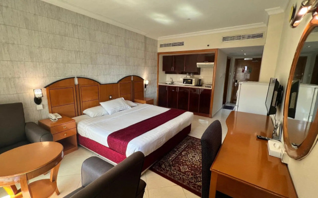 Dolphin Hotel Apartments