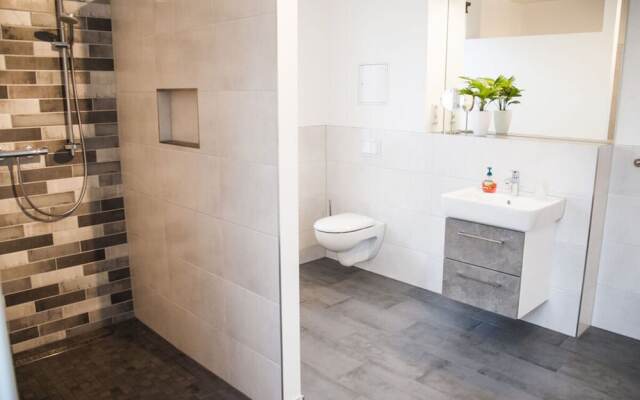 Lutter See Modern Retreat