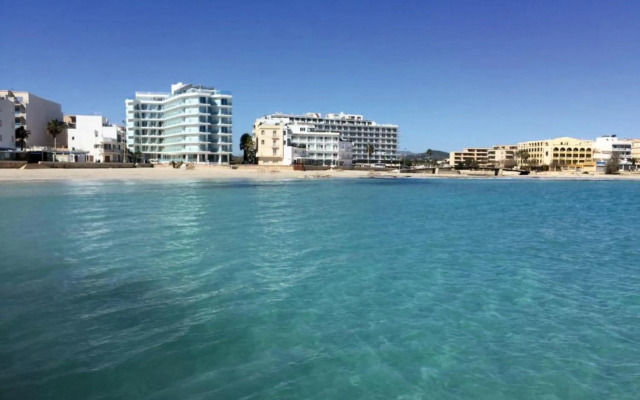 BJ Playa Blanca