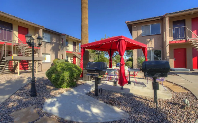 Park Suites at 239 - FREE GOLF