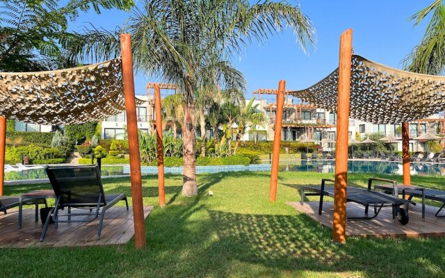 Elegant Two-bedroom Apartment in Upscale Surroundings