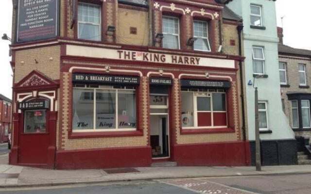 The King Harry Bar & Hostel