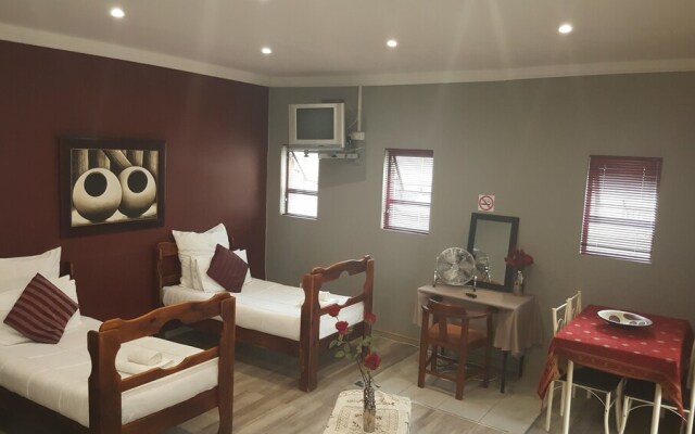 120 At Klerck Guest House