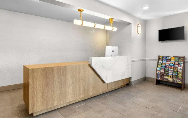 Best Western Acadia Hotel