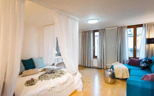 Modern Apartment Charvátova