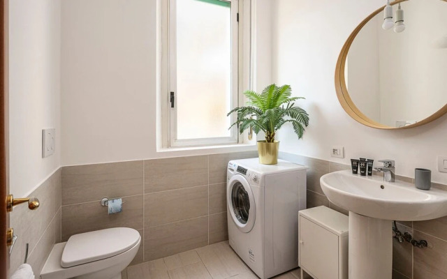 Violet Dream - DUOMO CityLife