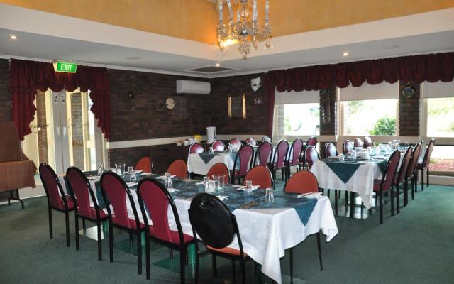 Parkview Motor Inn Parkes