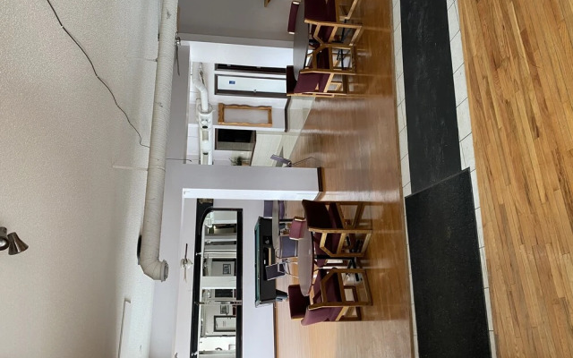 Imperial Hunter Hotel