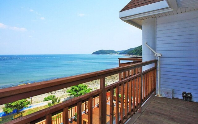 Yeosu Haeoreum Pension