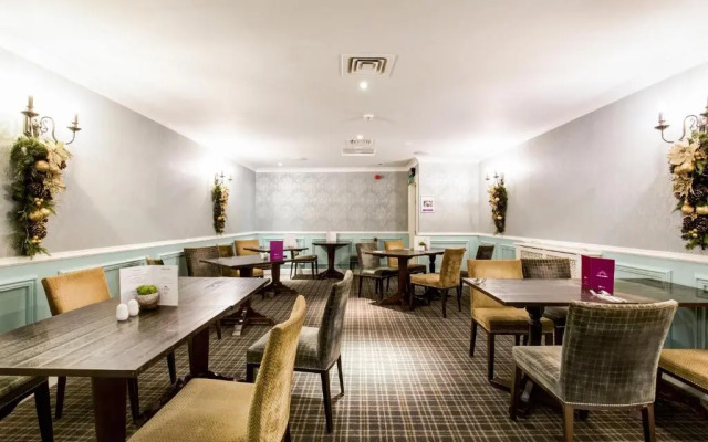 Mercure Peebles Barony Castle Hotel