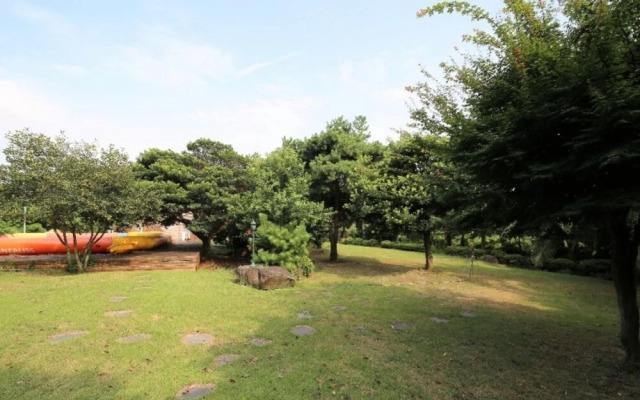 Seogwipo Wemegoong Pension