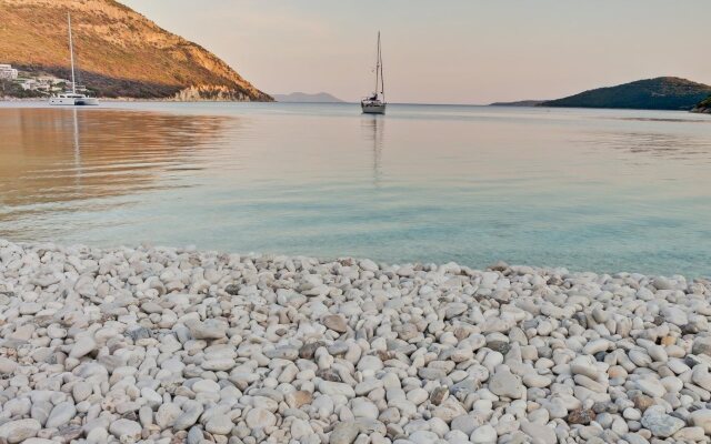 Rouda Bay Hotel