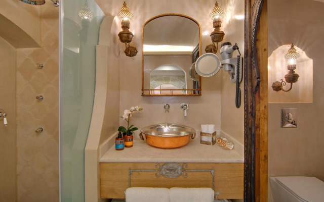 Kamares Boutique Hotel & Spa