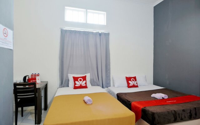 ZEN Rooms Basic Near Pasar Baru