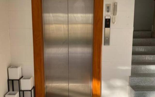 Lovely (new) apartment near beach