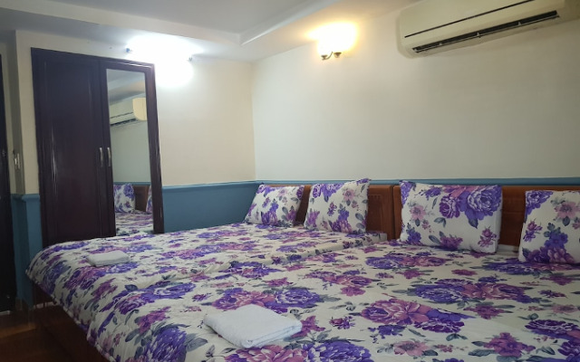 Van Thanh Dat Hotel by OYO Rooms