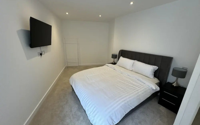Cosy Modern Townhouse, 5mins to Tube, 02, Excel