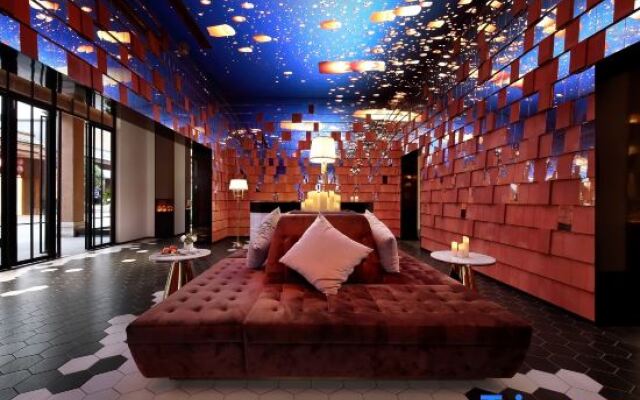 Z Hotel (Kunming Dianchi Shenghuo Meixue)
