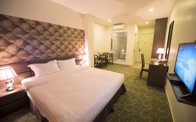3MG Lakeside Hotel