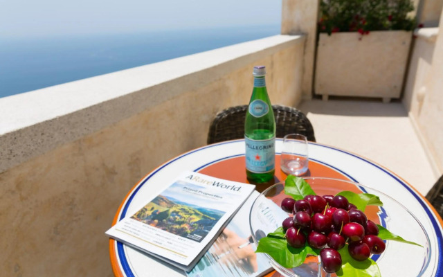 Monastero Santa Rosa Hotel & Spa