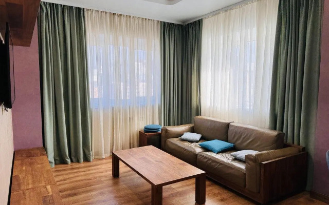 Апартаменты на улице Отлогая 10