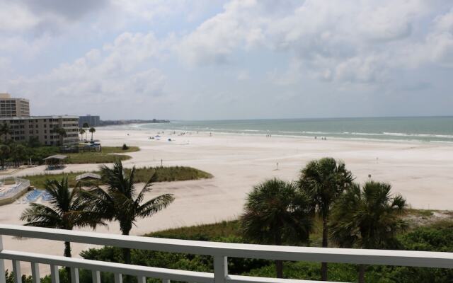 Jamaica Royale 401 - 2 Br Condo