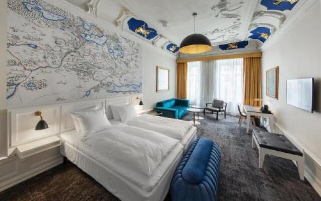 Best Western Jorgensens Hotel