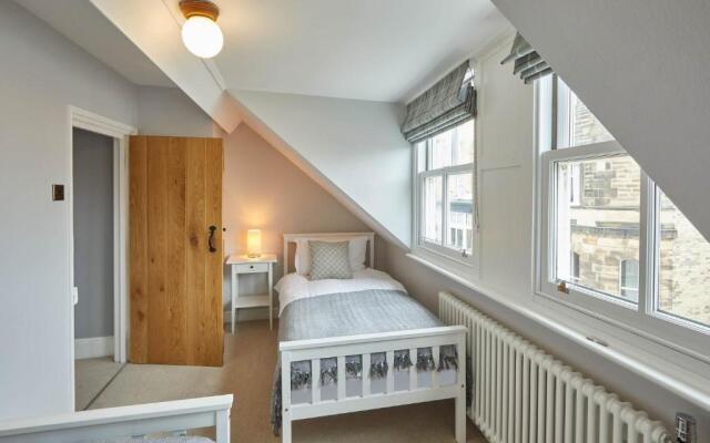 Host Stay Henderson House