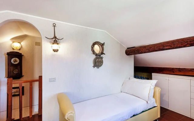 Seaview Apartment near the Castle