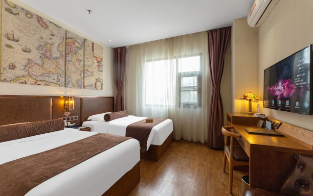 James Joyce Coffetel (Xi'an Huaqing Chi Branch)