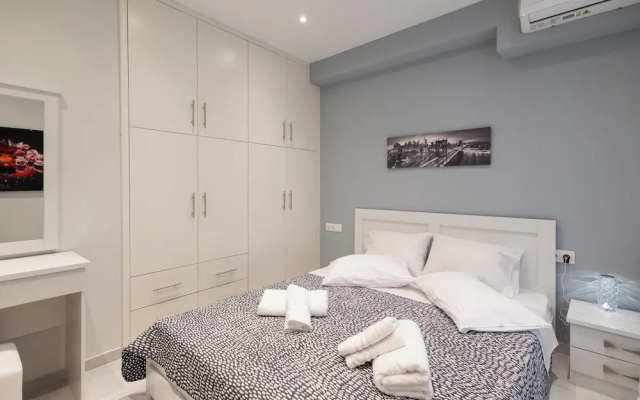 Marialena Luxury Apartment