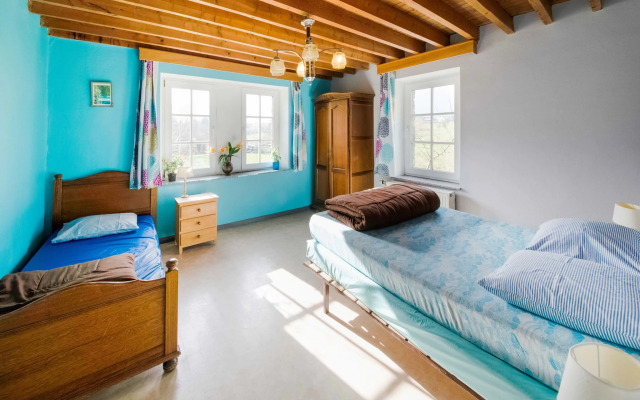 Cozy farmhouse in Brisy with sauna