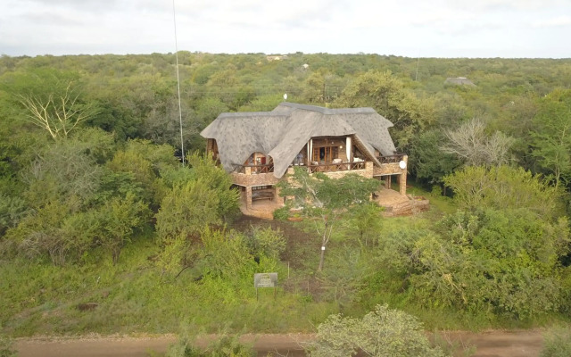 Kruger Riverside Lodge