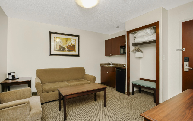 Holiday Inn Express Hotel & Suites WHITECOURT by IHG