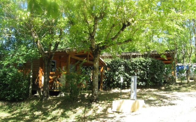 Camping Le Faillal - Cabanes et chalets