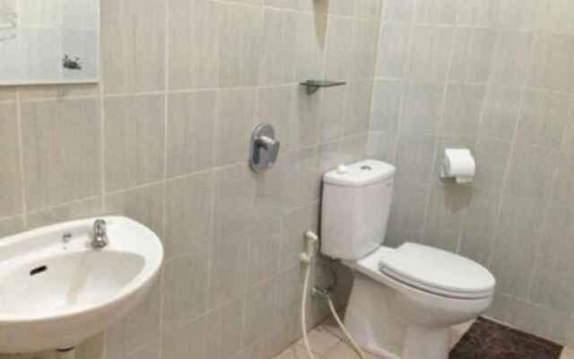 OYO 557 Hotel Prima Asri 153