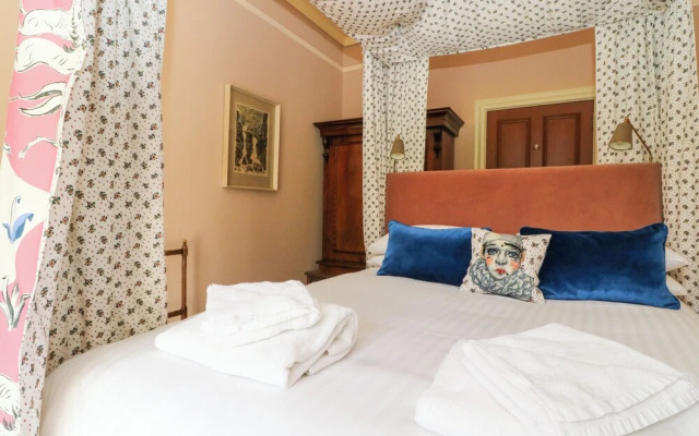 Dalvorar - Mar Lodge Estate