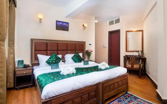 Muscatel Roma - 400 Mts from Mall Road