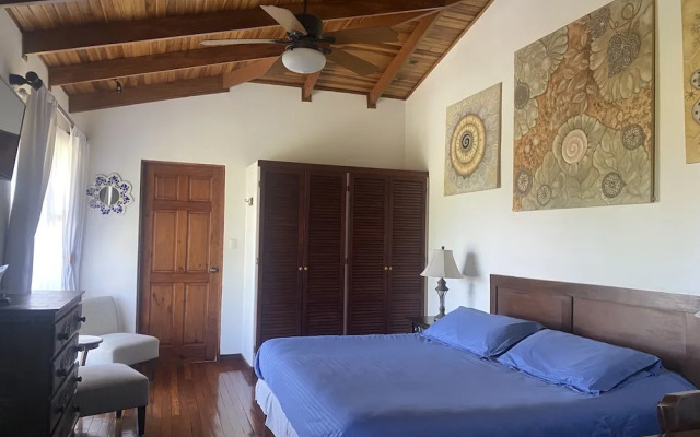 Tierra Magica B&B and Art Studio