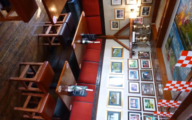 White Lady Hotel