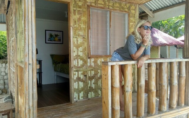 Thresher Cove Dive Resort
