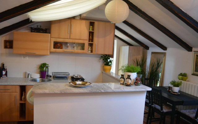 Casa del Padre - Annabelle