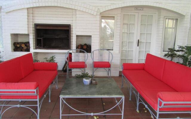 Sugar Hill Manor Guesthouse